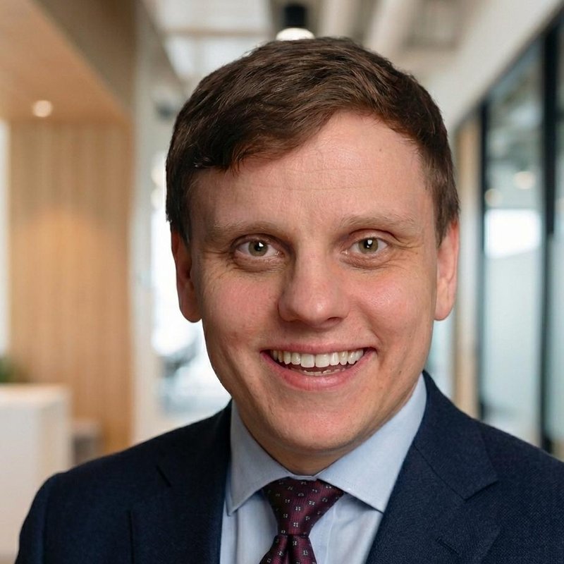 Simon Bergel, Sachverständiger für betriebliche Versorgungswerke